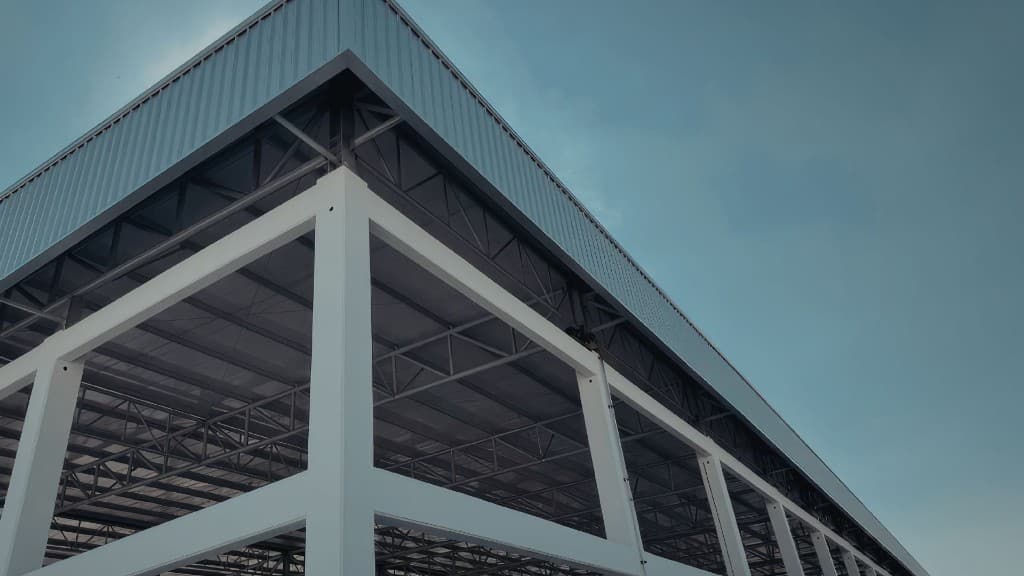 Edificio industrial y estructura