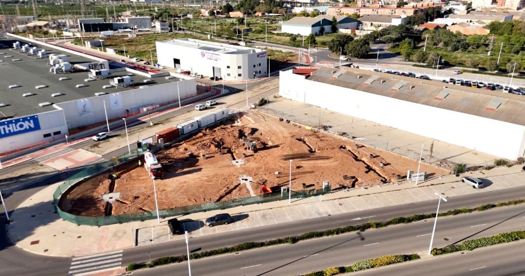 Concesionario en Sagunto - Estado inicial del suelo antes del desarrollo